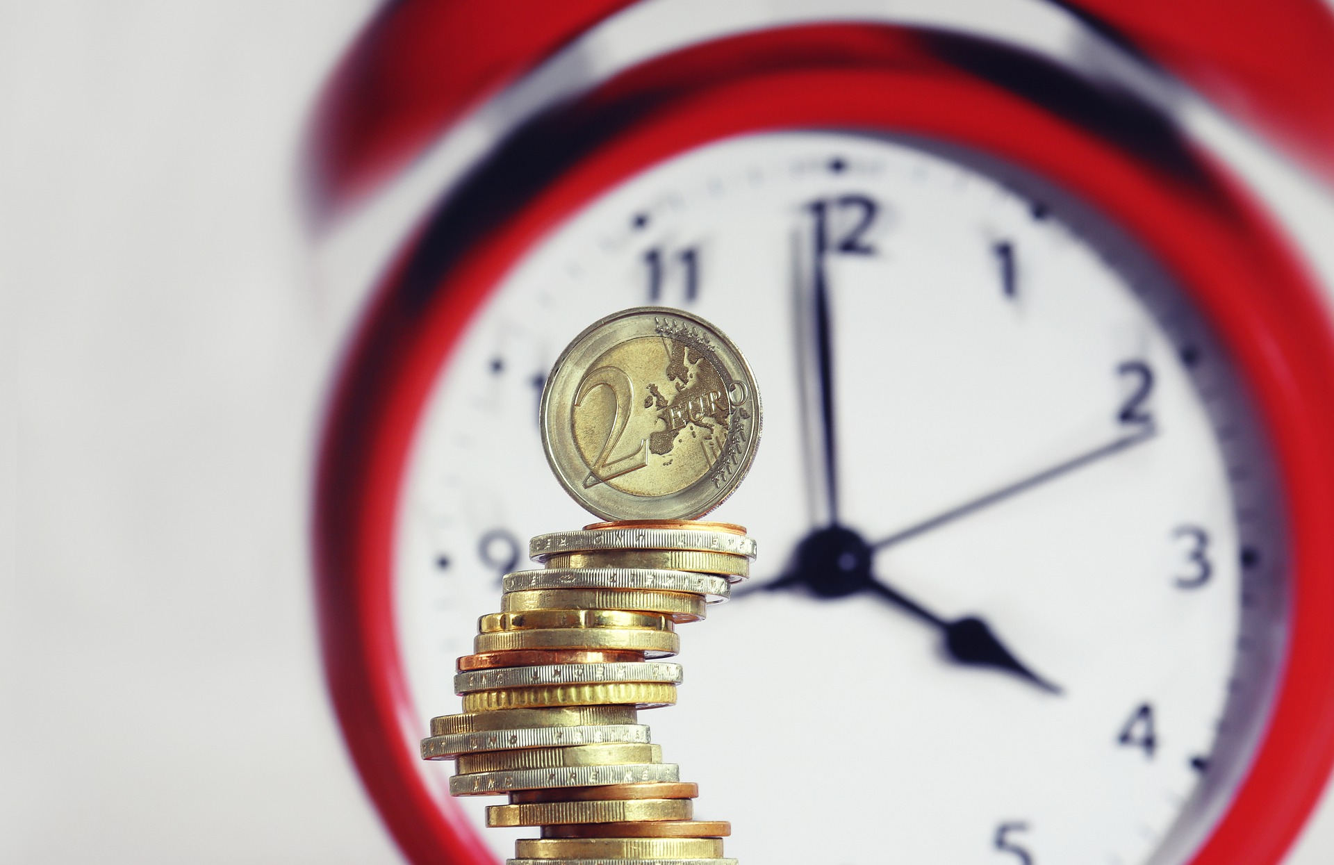 How Outsourcing Medical Billing Saves You Time & Money